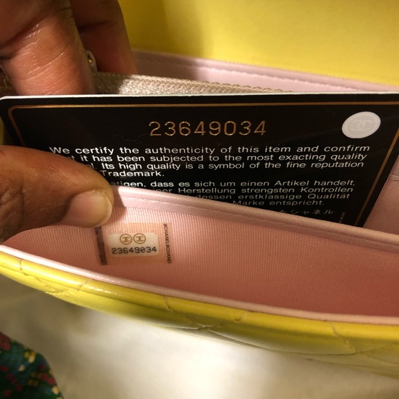 Authentic Chanel 19 Clutch wallet purse lemonade yellow color - Picture 8 of 16